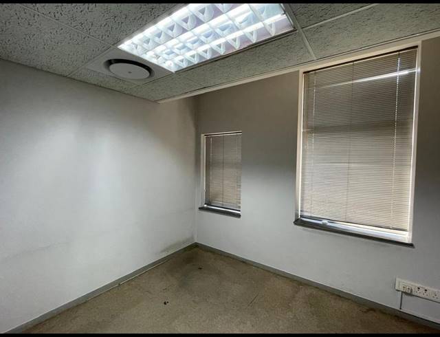 BUSINESS PROPERTY TO RENT IN MIDSTREAM ESTATE